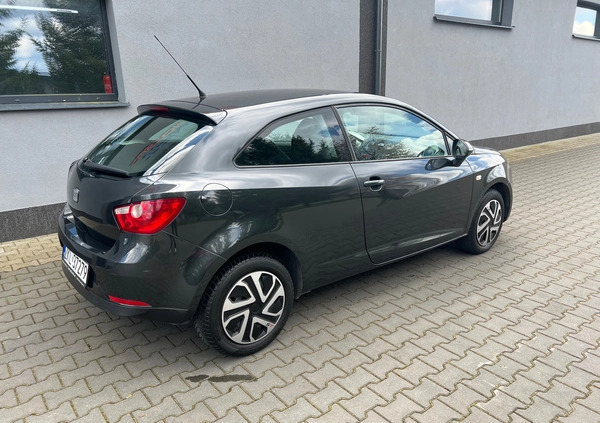 Seat Ibiza cena 13500 przebieg: 175000, rok produkcji 2011 z Kołobrzeg małe 106